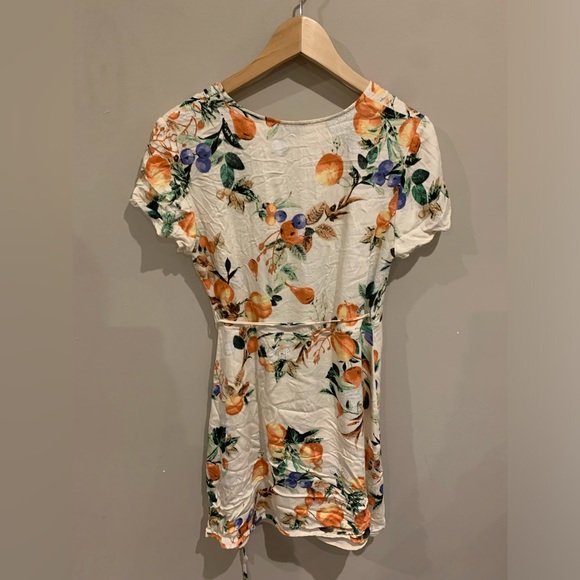 Dress Forum Orchard Print wrap dress - Picture 2 of 4